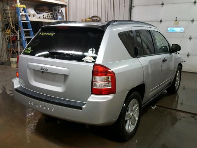 1J8FT47W68D789352 - 2008 JEEP COMPASS SP 银色 照片 4
