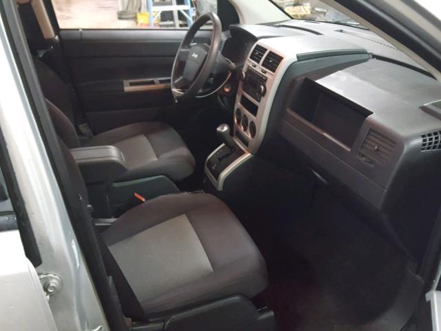 1J8FT47W68D789352 - 2008 JEEP COMPASS SP 银色 照片 5