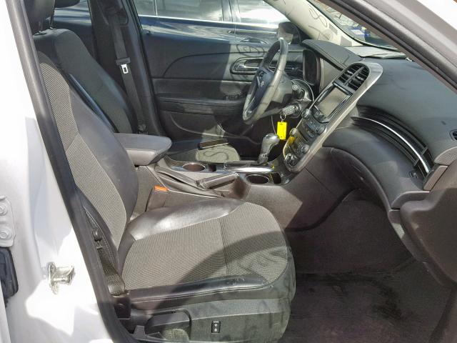 1G11C5SLXEF196879 - 2014 CHEVROLET MALIBU 1LT WHITE photo 5