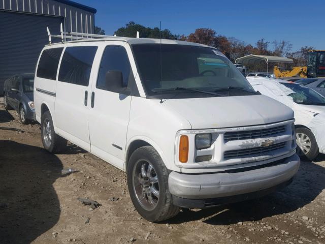 1GCEG15W9Y1221865 - 2000 CHEVROLET EXPRESS G1 WHITE photo 1