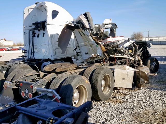 3AKJGLD62FSGB6351 - 2015 FREIGHTLINER CASCADIA 1 WHITE photo 4