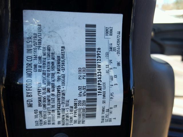 1FAFP34334W123926 - 2004 FORD FOCUS SE C BLACK photo 10