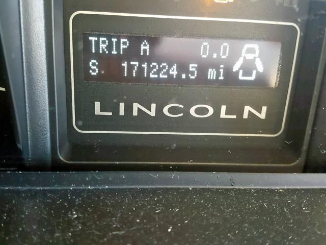 5LMFU28548LJ02916 - 2008 LINCOLN NAVIGATOR WHITE photo 8