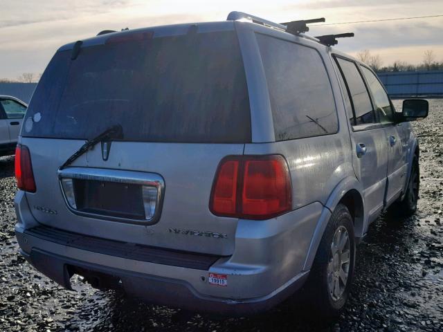 5LMFU28R84LJ14869 - 2004 LINCOLN NAVIGATOR SILVER photo 4