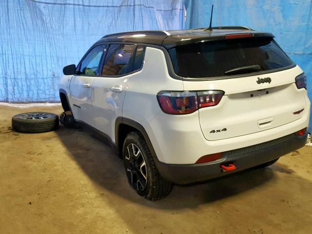 3C4NJDDB5KT775924 - 2019 JEEP COMPASS TR WHITE photo 3