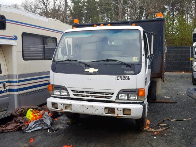 J8BE5B16457902517 - 2005 CHEVROLET 5500 W5504 WHITE photo 2