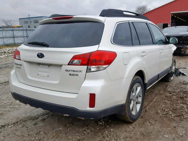 4S4BRJGC6D2223833 - 2013 SUBARU OUTBACK 3. WHITE photo 4