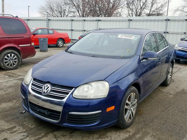 3VWRF71K26M708252 - 2006 VOLKSWAGEN JETTA 2.5 BLUE photo 2