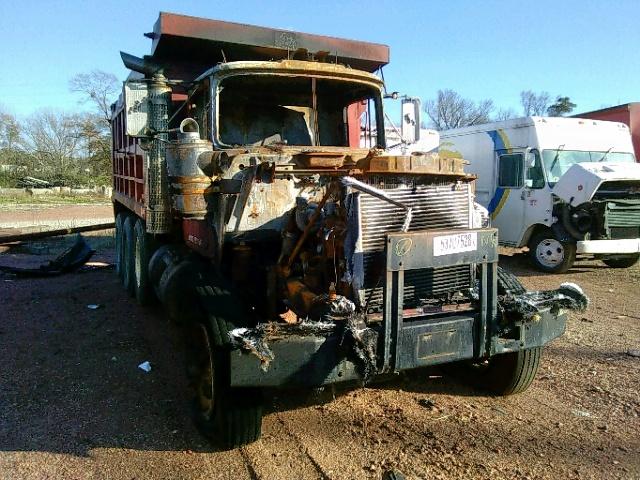 1M2P198C6KW005231 - 1989 MACK 600 RD600 RED photo 1