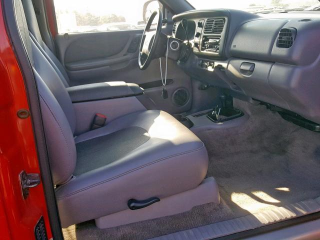 1B7GG22Y4WS607217 - 1998 DODGE DAKOTA RED photo 5