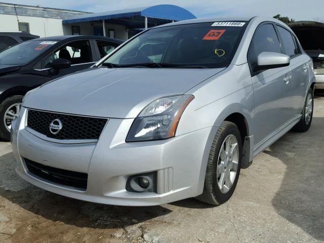 3N1AB6AP8CL635572 - 2012 NISSAN SENTRA 2.0 SILVER photo 2