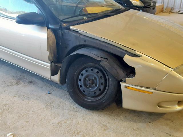 1G8ZF1284TZ153280 - 1996 SATURN SC1 TAN photo 9