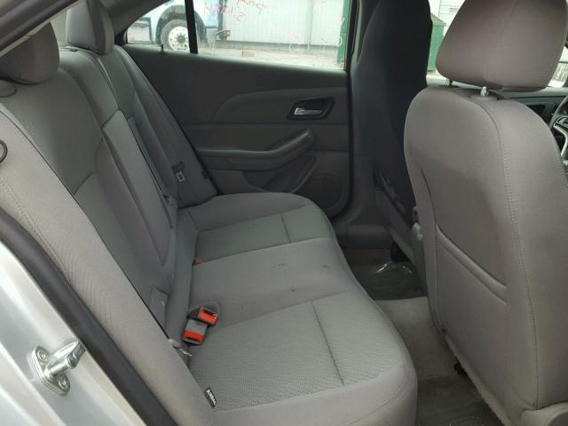 1G11B5SAXDF357781 - 2013 CHEVROLET MALIBU LS 银色 照片 6