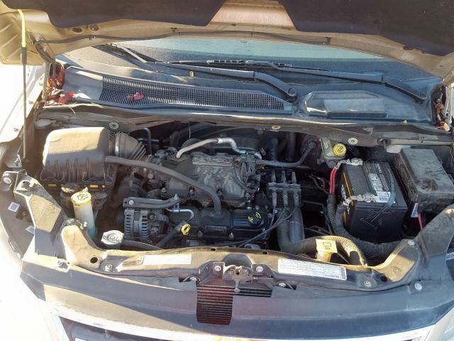 2V8HW341X9R599227 - 2009 VOLKSWAGEN ROUTAN SE GOLD photo 7