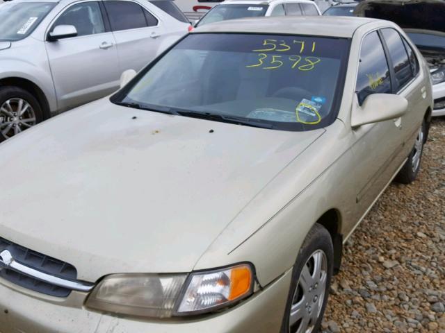 1N4DL01D4XC138133 - 1999 NISSAN ALTIMA XE TAN photo 9