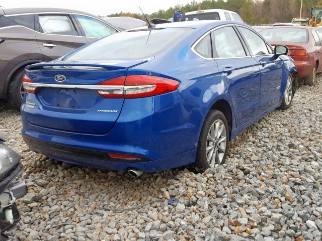 3FA6P0SU6HR253928 - 2017 FORD FUSION TIT BLUE photo 4