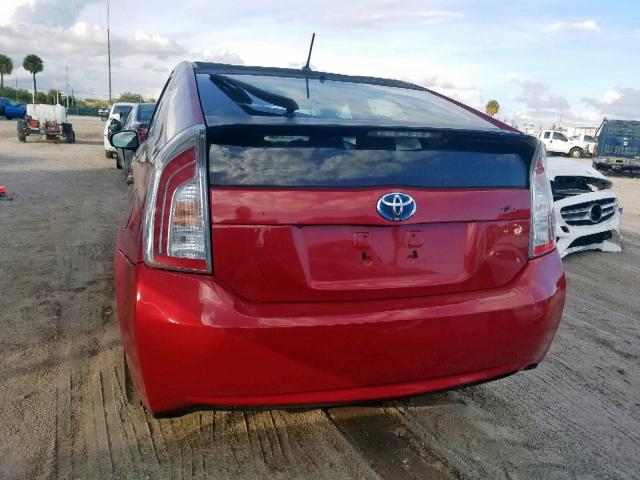 JTDKN3DU6D1649780 - 2013 TOYOTA PRIUS RED photo 9