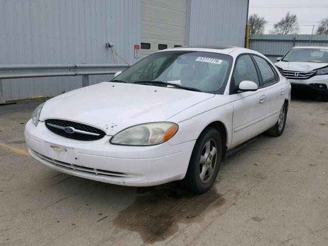 1FAFP55U32G269494 - 2002 FORD TAURUS SES WHITE photo 2