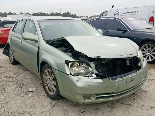 4T1BK36B05U053791 - 2005 TOYOTA AVALON XL GREEN photo 1