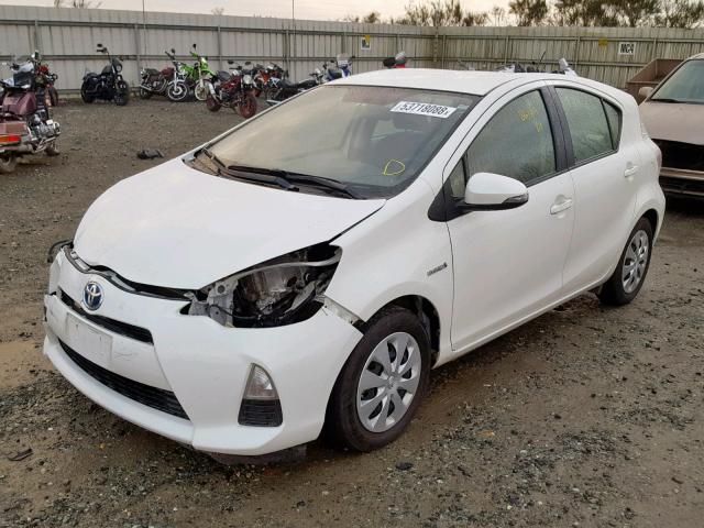 JTDKDTB32E1079520 - 2014 TOYOTA PRIUS C WHITE photo 2