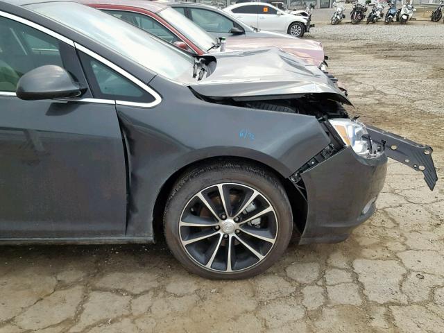 1G4PR5SK0H4106190 - 2017 BUICK VERANO SPO GRAY photo 9