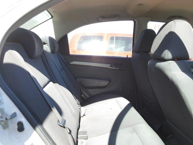 KL1TD56EX9B332599 - 2009 CHEVROLET AVEO LS WHITE photo 6