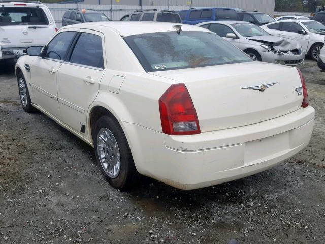 2C3KA43R76H153619 - 2006 CHRYSLER 300 WHITE photo 3