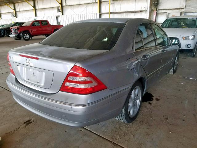 WDBRF61J94E017709 - 2004 MERCEDES-BENZ C 240 SILVER photo 4