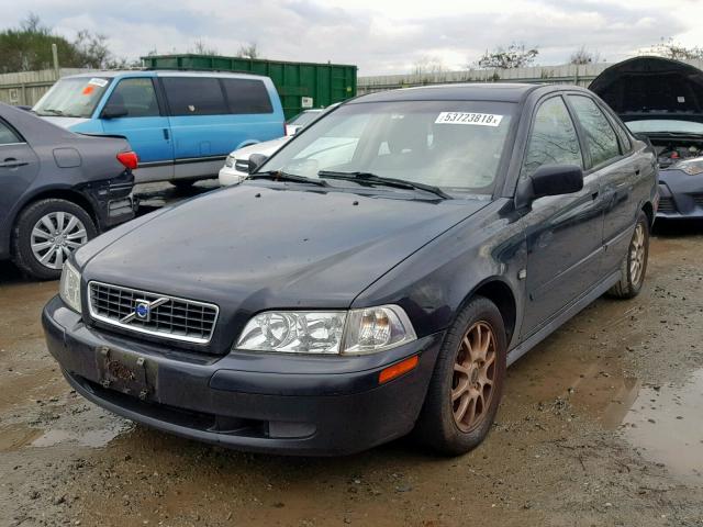 YV1VS275X4F065030 - 2004 VOLVO S40 1.9T BLACK photo 2