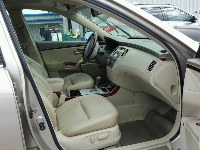 KMHFC46F97A207586 - 2007 HYUNDAI AZERA SE TAN photo 5