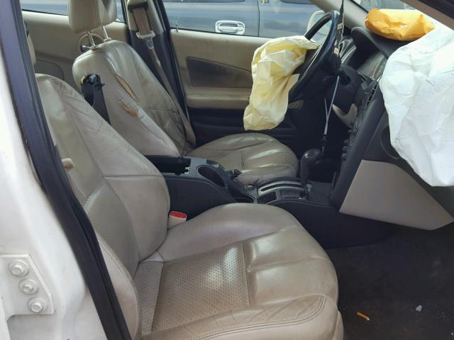 2G2WR524951329776 - 2005 PONTIAC GRAND PRIX WHITE photo 5