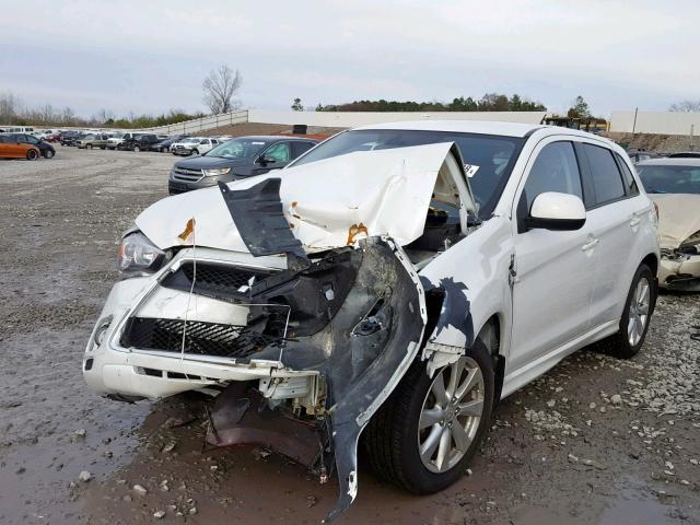 JA4AR4AU9CZ005209 - 2012 MITSUBISHI OUTLANDER WHITE photo 2