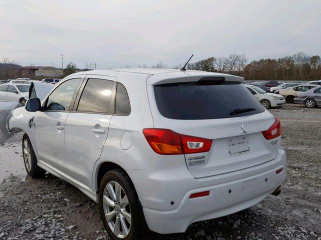 JA4AR4AU9CZ005209 - 2012 MITSUBISHI OUTLANDER WHITE photo 3