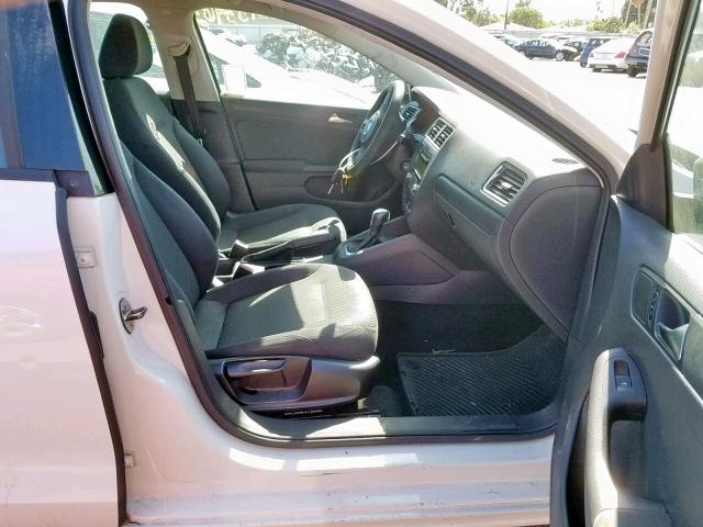 3VW2K7AJ4BM090236 - 2011 VOLKSWAGEN JETTA BASE თეთრი ფოტო 5