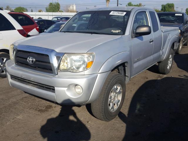 5TETU62N96Z169665 - 2006 TOYOTA TACOMA PRE GRAY photo 2