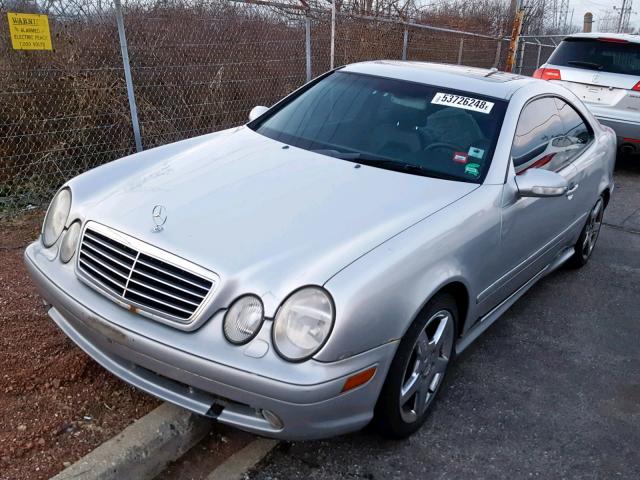 WDBLJ70G01T078647 - 2001 MERCEDES-BENZ CLK 430 SILVER photo 2