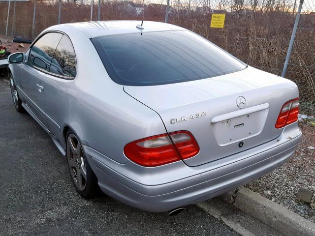 WDBLJ70G01T078647 - 2001 MERCEDES-BENZ CLK 430 SILVER photo 3