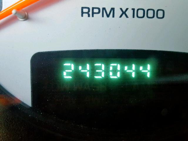 3D7KU28D24G177351 - 2004 DODGE RAM 2500 S თეთრი ფოტო 8