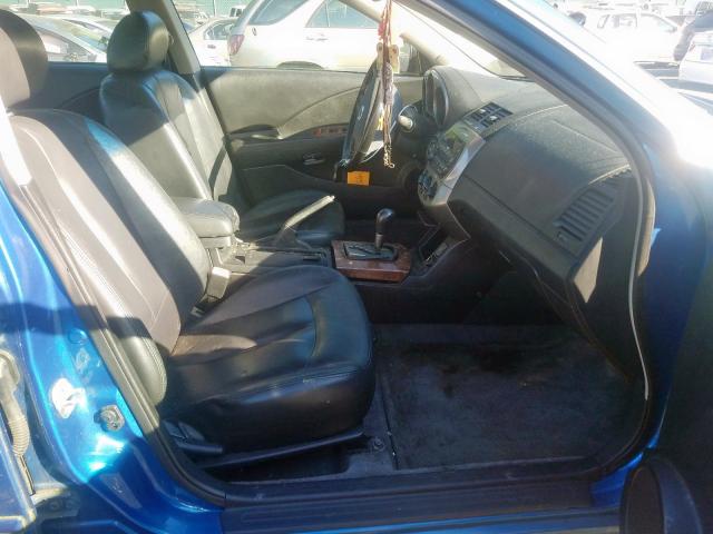 1N4AL11D63C153686 - 2003 NISSAN ALTIMA BAS BLUE photo 5