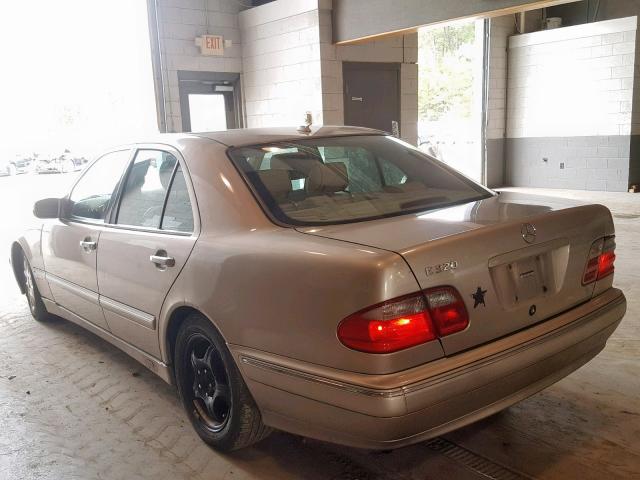 WDBJF65J5YB166598 - 2000 MERCEDES-BENZ E 320 TAN photo 3