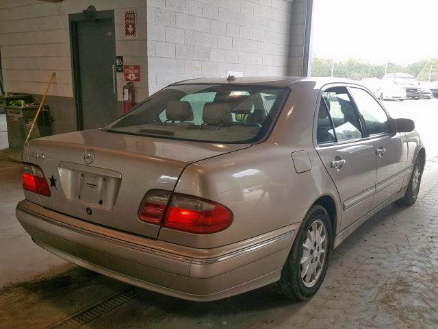 WDBJF65J5YB166598 - 2000 MERCEDES-BENZ E 320 TAN photo 4