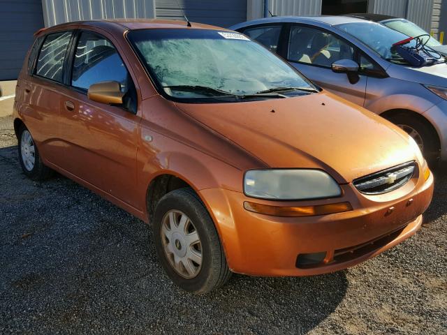 KL1TD62605B316409 - 2005 CHEVROLET AVEO BASE ORANGE photo 1