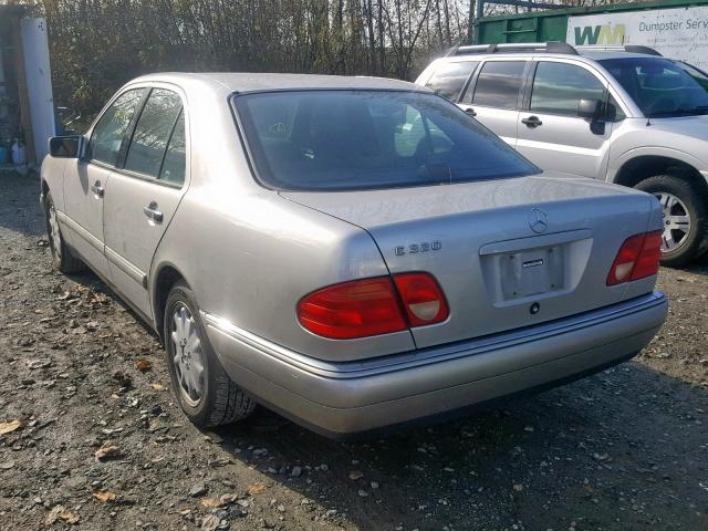 WDBJF65F6WA674626 - 1998 MERCEDES-BENZ E 320 GOLD photo 3