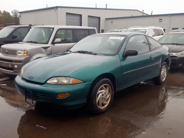 1G1JC1243W7330662 - 1998 CHEVROLET CAVALIER B GREEN photo 2