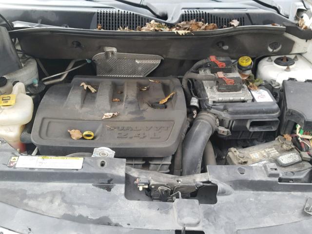 1J4NF1FB3BD281171 - 2011 JEEP COMPASS SP თეთრი ფოტო 7