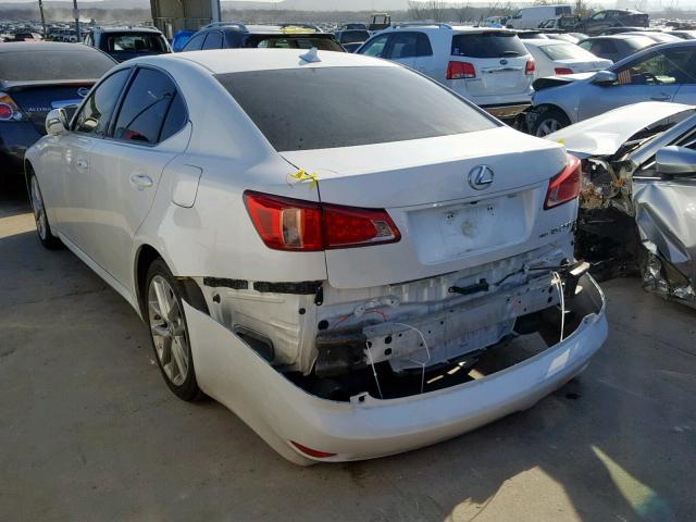 JTHCF5C27C5057355 - 2012 LEXUS IS 250 WHITE photo 3