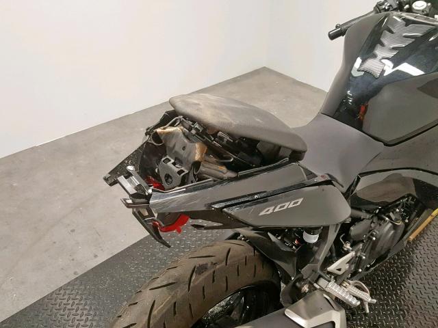 JKAEXKG16JDA12804 - 2018 KAWASAKI EX400 BLACK photo 9