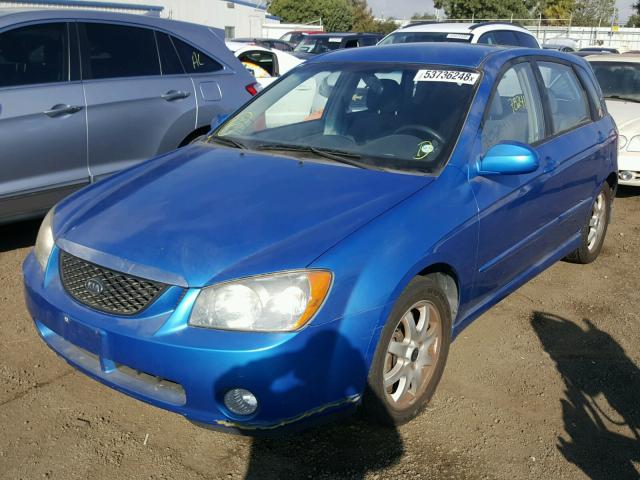 KNAFE162555085497 - 2005 KIA SPECTRA5 BLUE photo 2