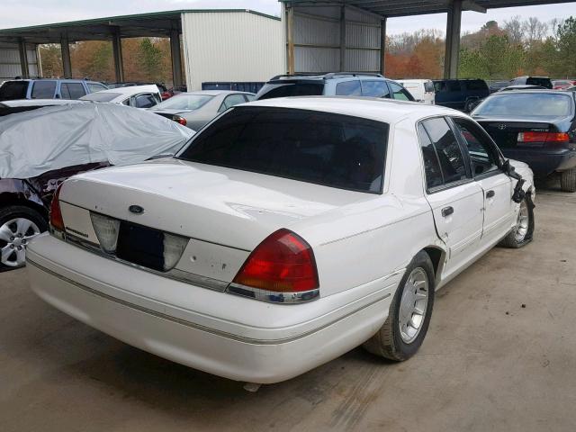 2FAFP74W2YX138252 - 2000 FORD CROWN VICT WHITE photo 4