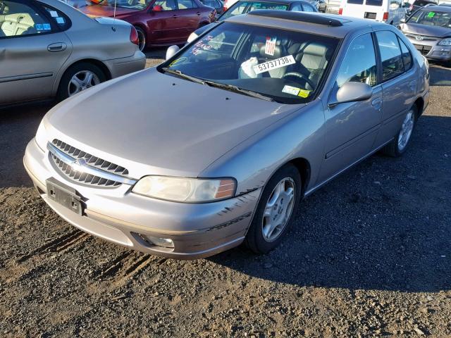 1N4DL01A71C140715 - 2001 NISSAN ALTIMA GXE SILVER photo 2